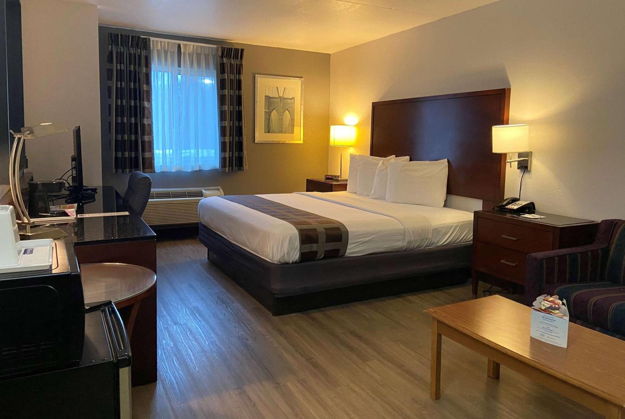 Travelodge Inn & Suites By Wyndham Albany Extérieur photo